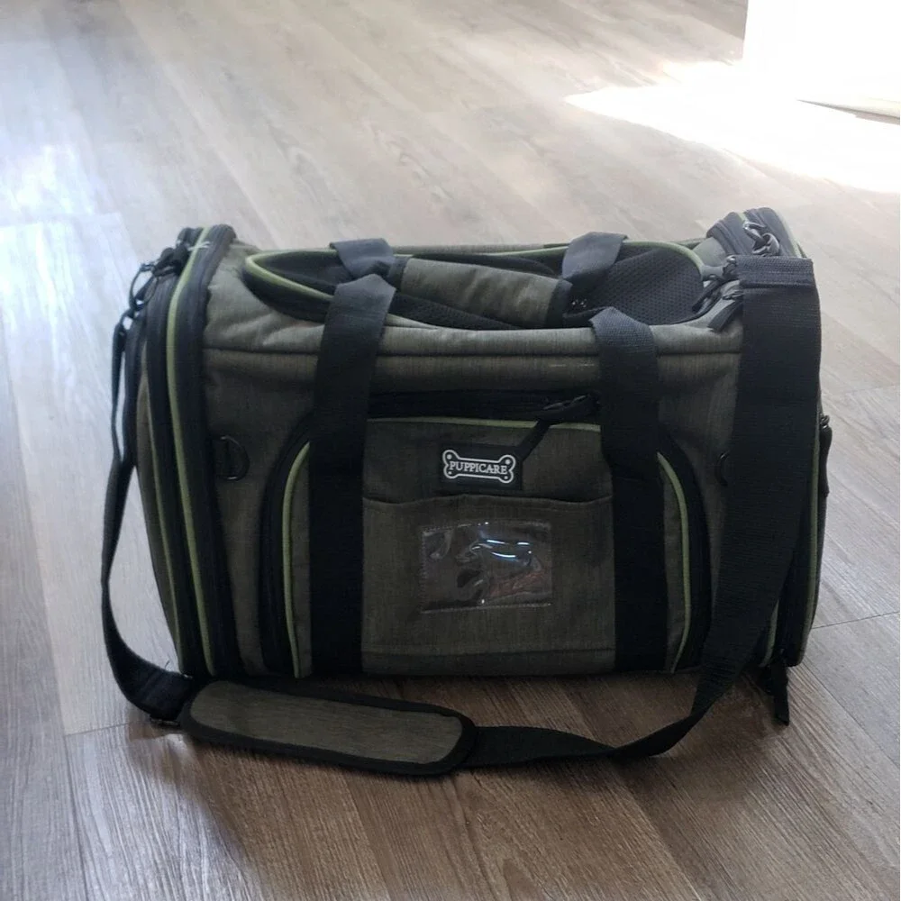 dog carrier Puppycare deluxe pet carrier with hand and shoulder straps